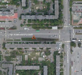 Фото  В Челябинске ограничили движение на Комсомольском проспекте