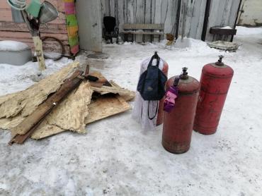 Фото Южноуральские полицейские спасли из огня семью