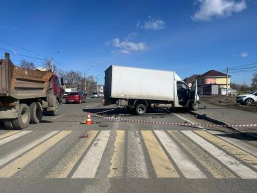 Фото Четыре человека пострадали в массовой аварии на Троицком тракте в Челябинске