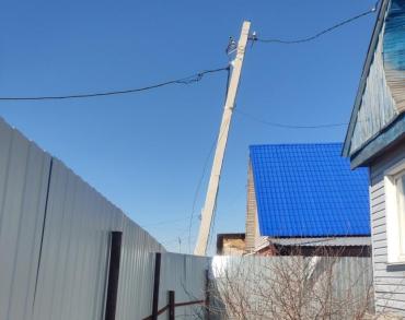 Фото Энергетики избавят жителей Полетаево от нависшей над ними бетонной угрозы
