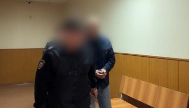 Фото В Челябинске убийцу-таксиста заключили под стражу