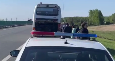 Фото Дорожная полиция Челябинской области обеспечивает безопасность на дорогах региона