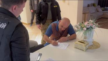 Фото  В Челябинске задержаны полковник Гайде из областного полицейского главка и учредитель «Капиталстроя» Варданян