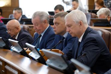 Фото Областным законом закреплен новый порядок избрания главы Челябинска