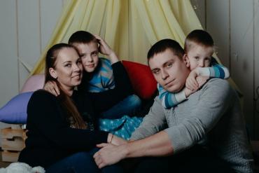 Фото Счастливая семья Манаковых