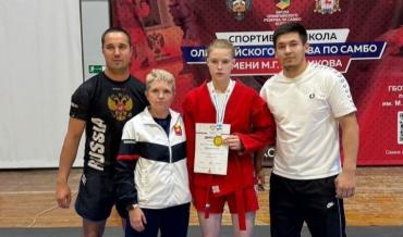 Фото Самбистки из Челябинской области стали победительницами первенства России