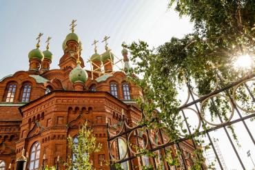 Фото Православные отмечают важный праздник - Троицу, День рождения Церкви