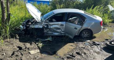 Фото    В Челябинске в утреннем ДТП на Линейной пострадали шесть человек