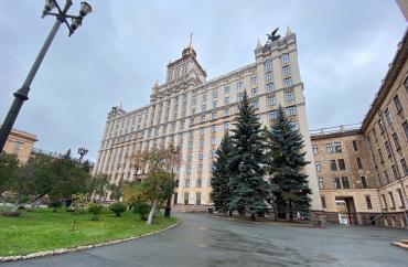 Фото Выпускники-юристы ЮУрГУ – в числе лидеров по зарплатам в России