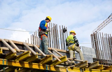 Фото В Челябинске замедлилась зарплатная гонка между работодателями из сферы строительства