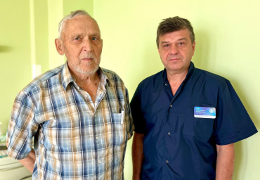 Фото В Челябинске хирурги ГКБ №6 спасли 74-летнего пациента с аневризмой аорты