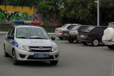 Фото Житель Коркино напал на экипаж ППС полиции, возбуждено уголовное дело (ВИДЕО)
