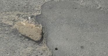 Фото «Дырявая» дорога в Аргаяшском районе может стать собственностью региона