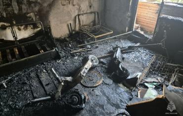 Фото В Челябинске ночью из-за электросамоката произошёл пожар