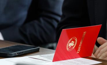 Фото Депутаты Заксобрания Челябинской области VIII созыва получили мандаты (Полный состав)