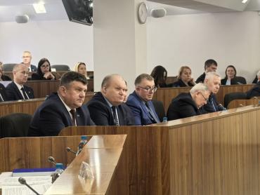 Фото Магнитогорской школе вернули имя героя