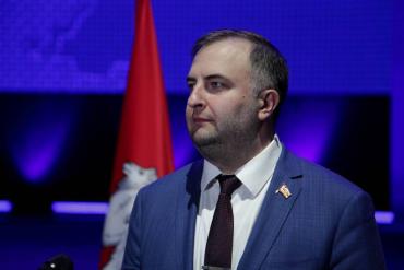 Фото Заксобрание Челябинской области вновь возглавил Олег Гербер