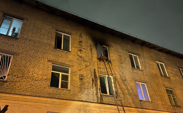 Фото Челябинец попал в огненную ловушку в собственной квартире