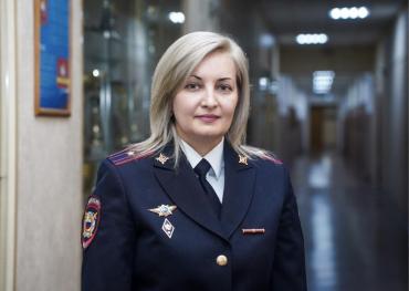 Фото Майор полиции с красивым именем Надежда!