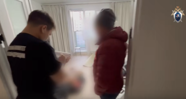 Фото В Челябинске на съемной квартире обнаружено тело девочки с колото-резаными ранами (ВИДЕО)