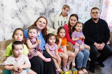 Фото «Чудо уже здесь»: новогодняя акция Благотворительного фонда РМК стартовала сразу в трёх регионах России
