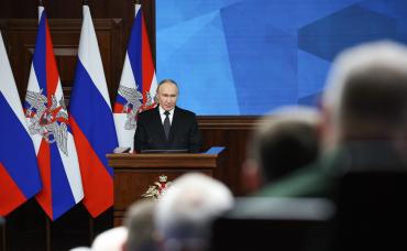 Фото Президент Владимир Путин в прямом эфире отвечает на вопросы россиян (видеотрансляция)