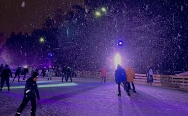 Фото «Поехали!»: в Челябинске открывается космический каток