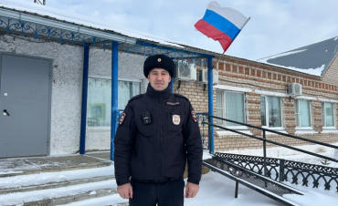 Фото В Нагайбакском районе участковый спас оставшихся в заглохшем авто мужчин в 20-градусный мороз