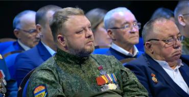 Фото Ветеран СВО спросил у Текслера о мерах поддержки бойцов в регионе 