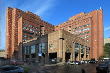 Фото  Ученые Сеченовского университета повысили эффективность доставки противоопухолевых препаратов в десять раз