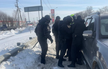 Фото В Челябинске поймали наркосбытчицу с 300 граммами мефедрона