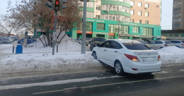 Фото В Челябинске на улице Российской «Хендай Солярис» наехал на мальчика