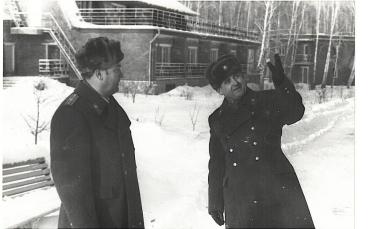 Фото Легендарный начальник ГАИ Челябинской области отмечает 90‑летний юбилей