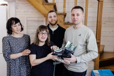 Фото Коньки для Ани, или Подарок от Деда Мороза в начале марта