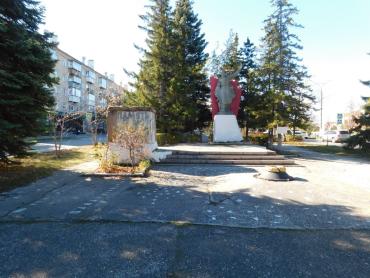 Фото В центре Коркино обновят памятник павшим воинам Великой Отечественной