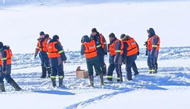 Фото Спасатели начали подготовку к взрывным работам на реке Сим