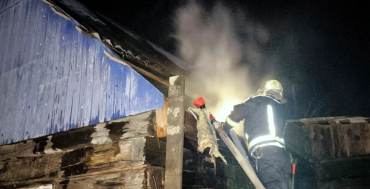 Фото Ночной пожар в Ветреном переулке Челябинска забрал жизнь мужчины