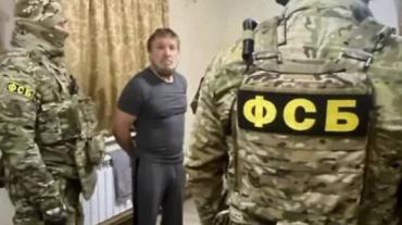 Фото Сотрудники ФСБ задержали в Каслях Андрея Махонина (ВИДЕО)