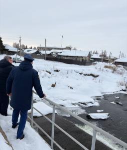 Фото Прокуратура Уйского района контролирует готовность к паводку