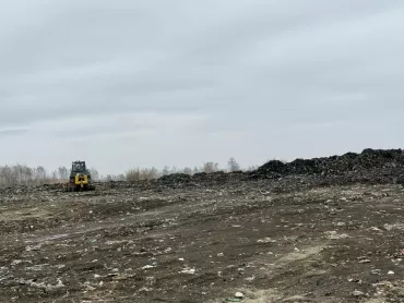 Фото  В Коркинском округе началась подготовка к рекультивации огромной многолетней свалки