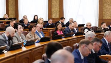 Фото Профсоюзы Челябинской области получили право выдвигать кандидатов на региональные награды