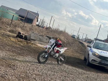 Фото В Копейске родителей 12-летнего питбайкера оштрафовали на 30 тысяч рублей