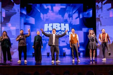 Фото Фестиваль Центральной Уральской лиги даст начало юбилейному сезону КВН в Челябинске