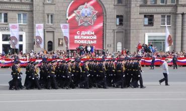 Фото Жилой дом на площади Революции в Челябинске хотят украсить за полмиллиона
