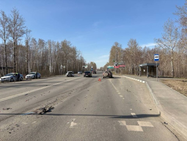 Фото В Челябинске пьяная женщина на «Вортексе» врезалась в «Хендай» 