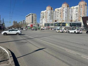 Фото В Челябинске стартовал второй этап капитального ремонта улицы Братьев Кашириных