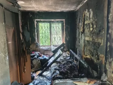 Фото Челябинец спас двух женщин на пожаре 