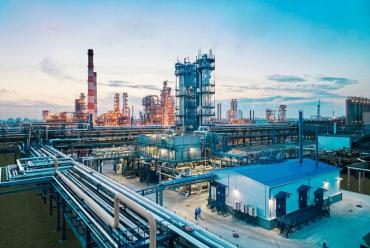 Фото Атака БПЛА на Московский нефтеперерабатывающий завод: пострадали 12 человек 