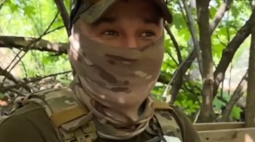 Фото Разведчик в зоне СВО создаёт песни о фронтовых буднях с помощью нейросетей