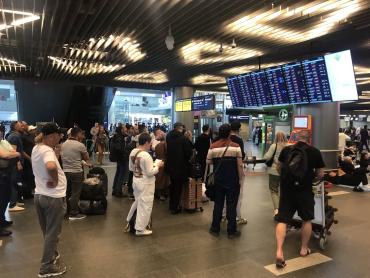 Фото В аэропорту Внуково после двухчасовой работы вновь ввели ограничения